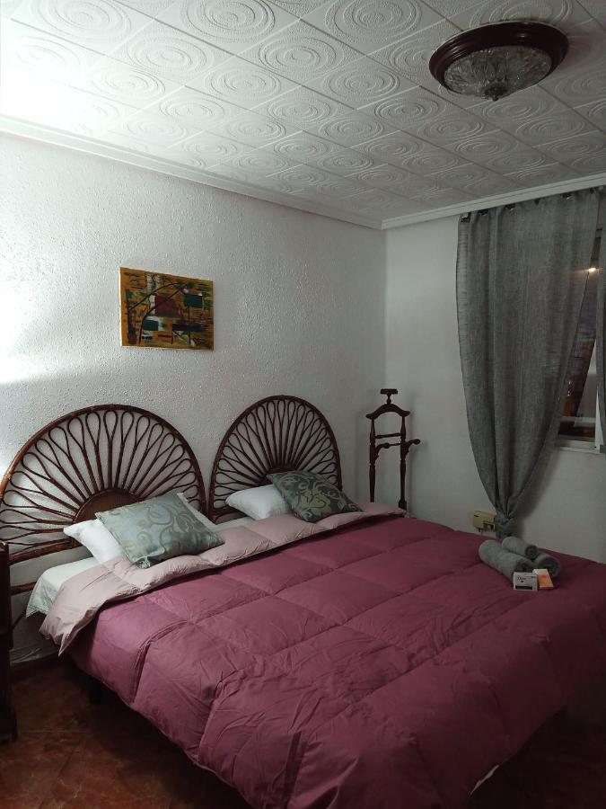 Tourist Room Valencia Bagian luar foto