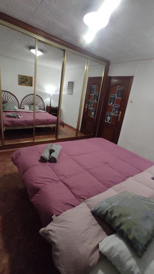 Tourist Room Valencia Bagian luar foto